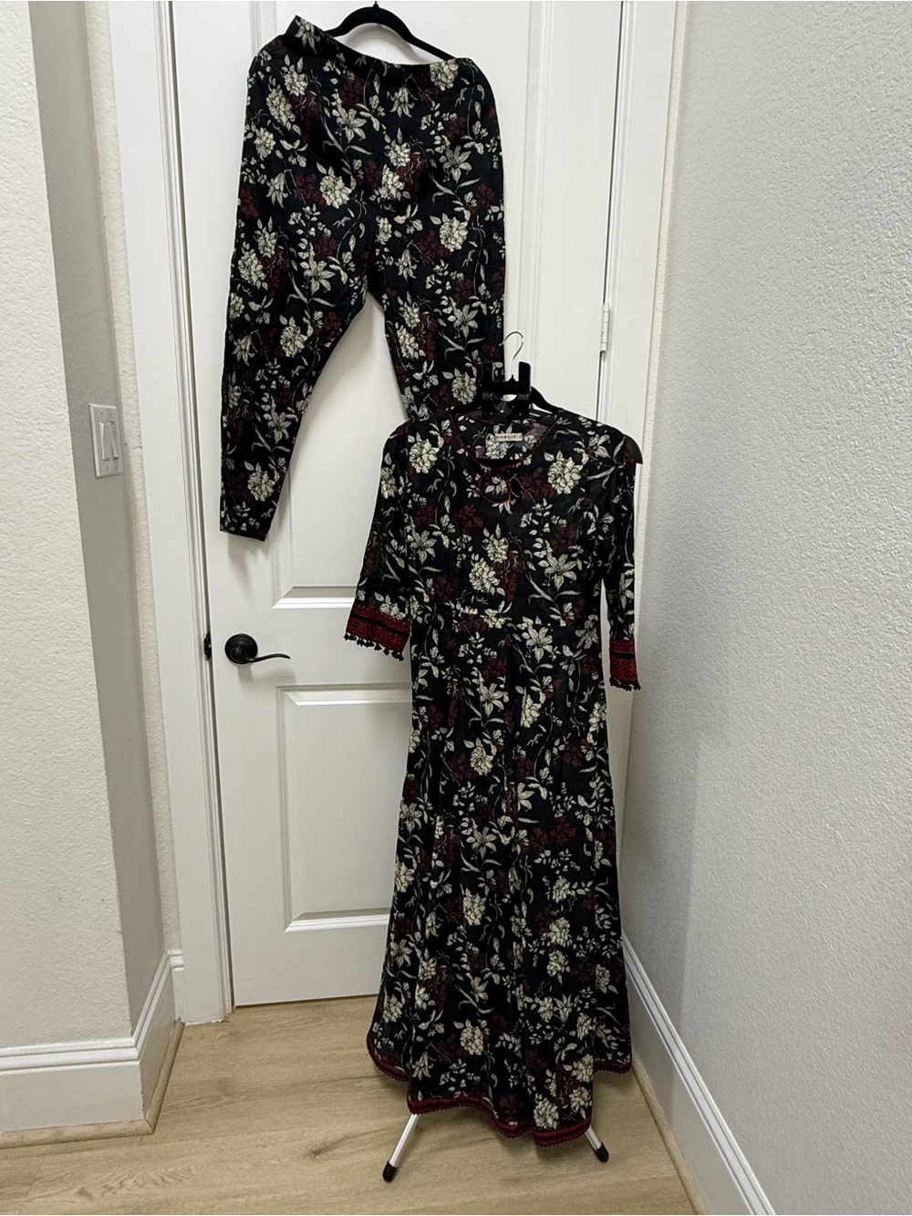2 pcs floral luxury lawn Pakistani anarkali top and straight pants Baroque